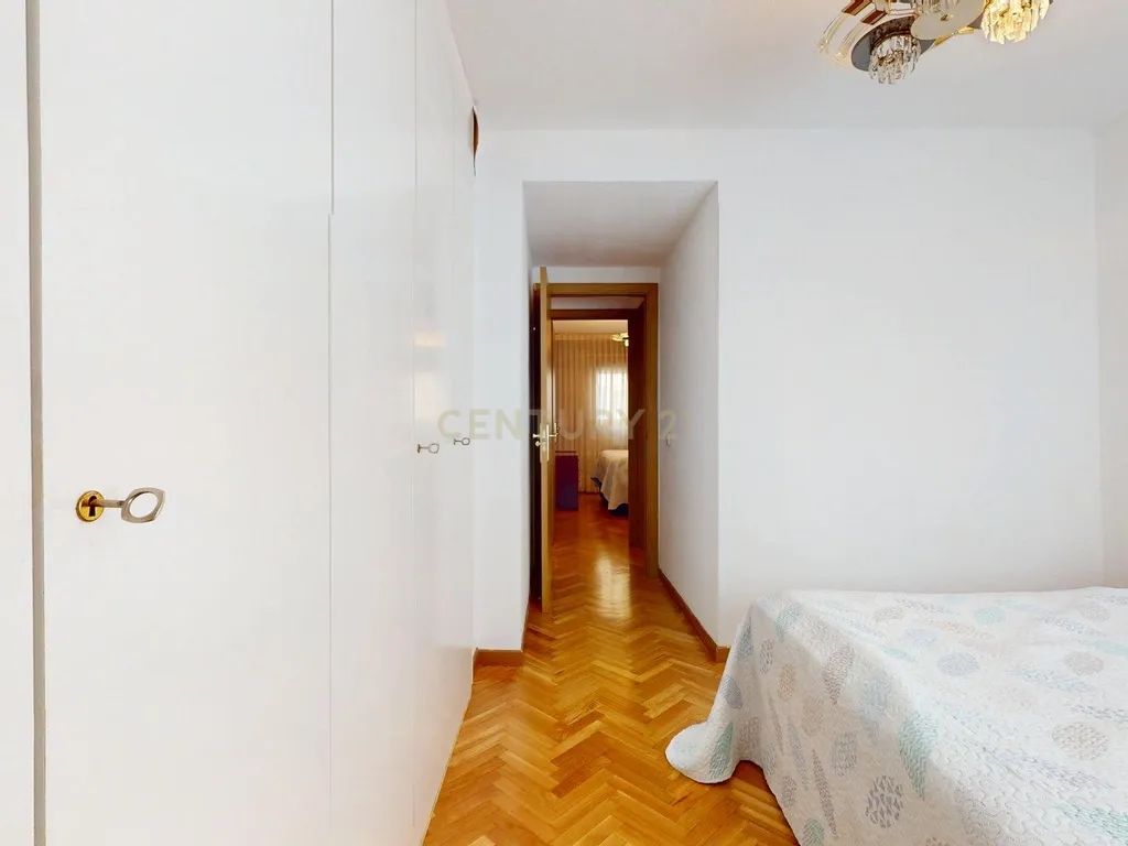 Moderno Apartamento T4 em San Fernando de Henares, Madrid - Image 22