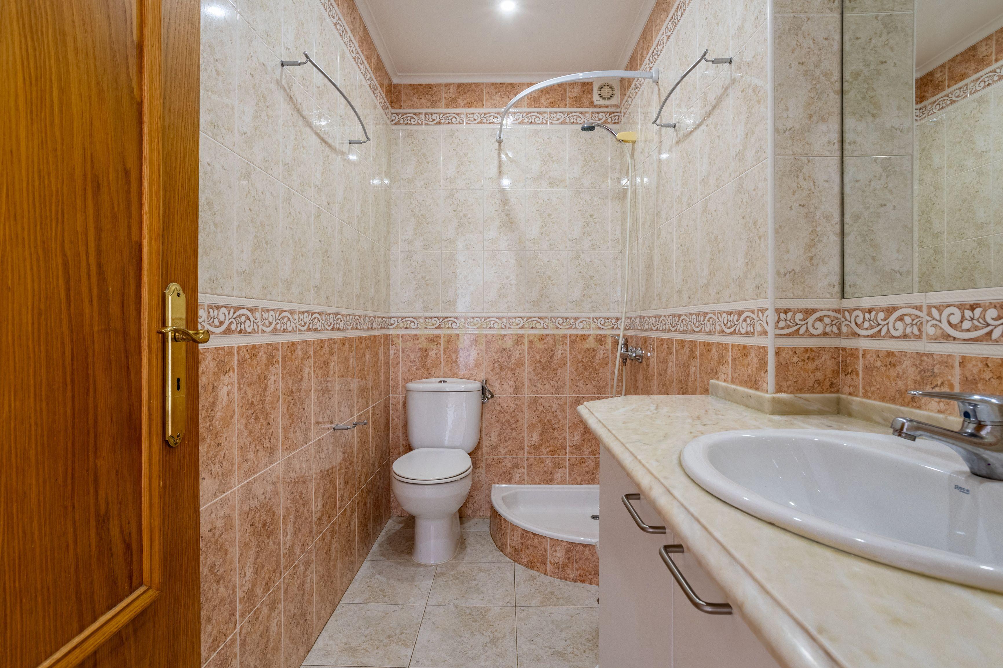 Apartamento T2 para arrendar com Vista Rio - Lisboa - Image 29