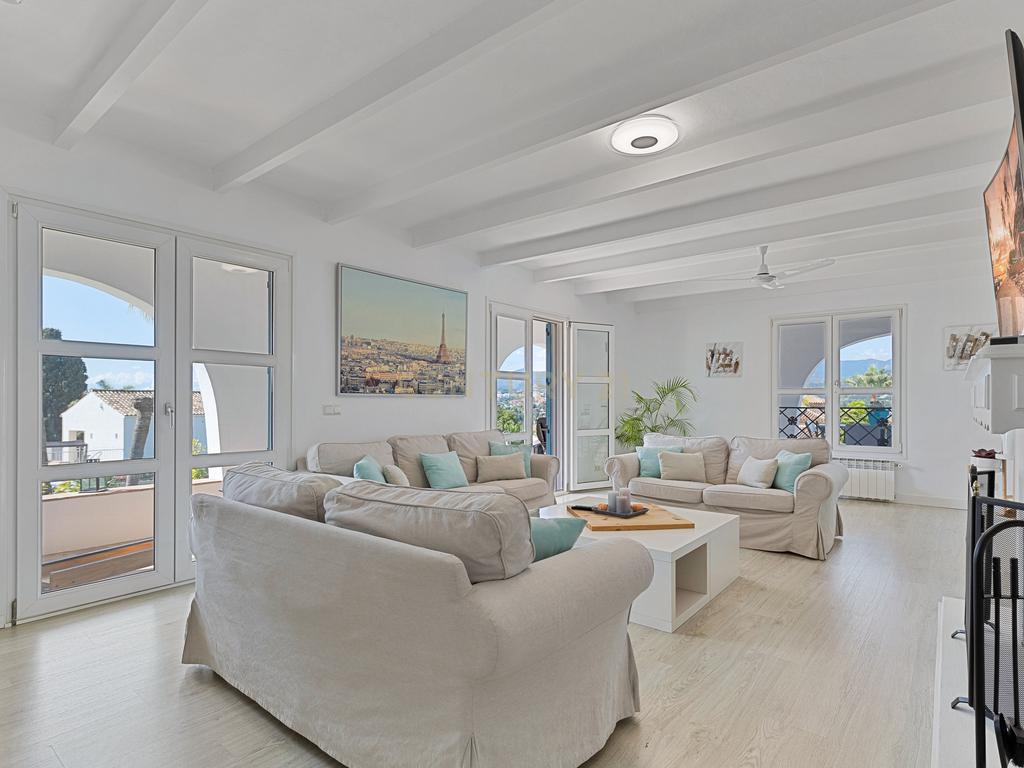 Impressionante moradia isolada com 5 quartos em San Pedro de Alcántara, Marbella - Image 4