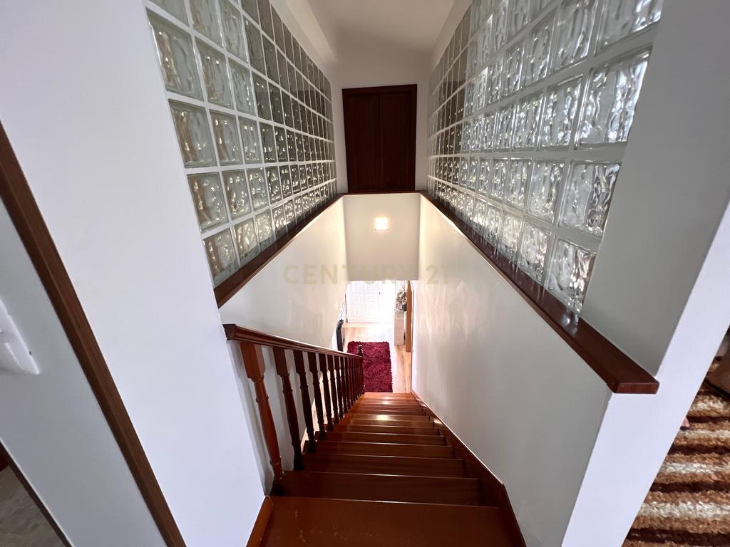 Apartamento T5 na Encosta do Sol em Caldas da Rainha, Luminosidade, espaço e conforto - Image 21