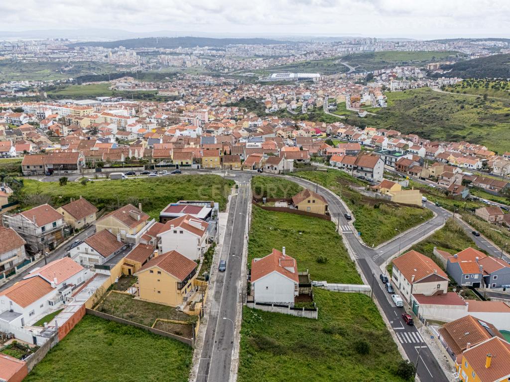 Terreno Urbano para construção de moradia unifamiliar (Casal de Cambra) - Image 14