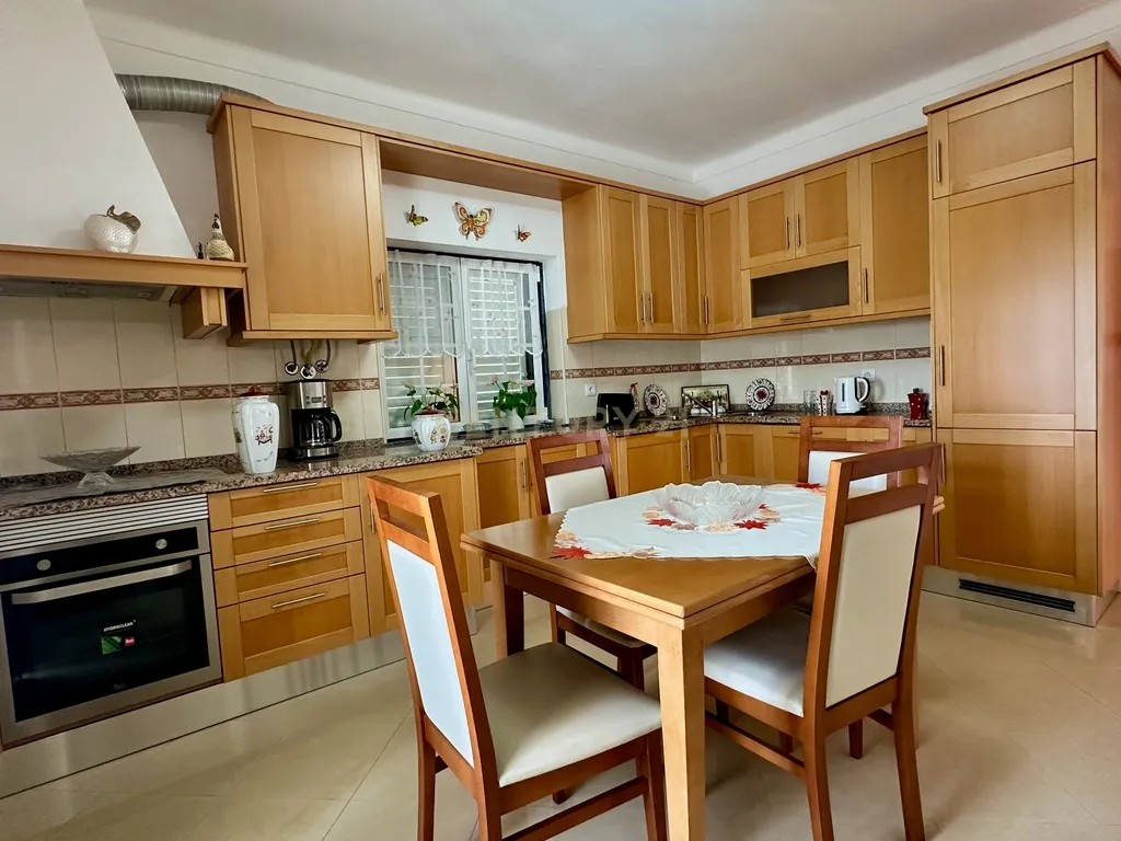 Alentejo-BEJA- Nossa Senhora das Neves, Excelente Quinta, com MORADIA de 267,3 m2 , Casa de Monte de 90 m2 e 23000 m2 de Terreno com Furo e Poço - Image 4