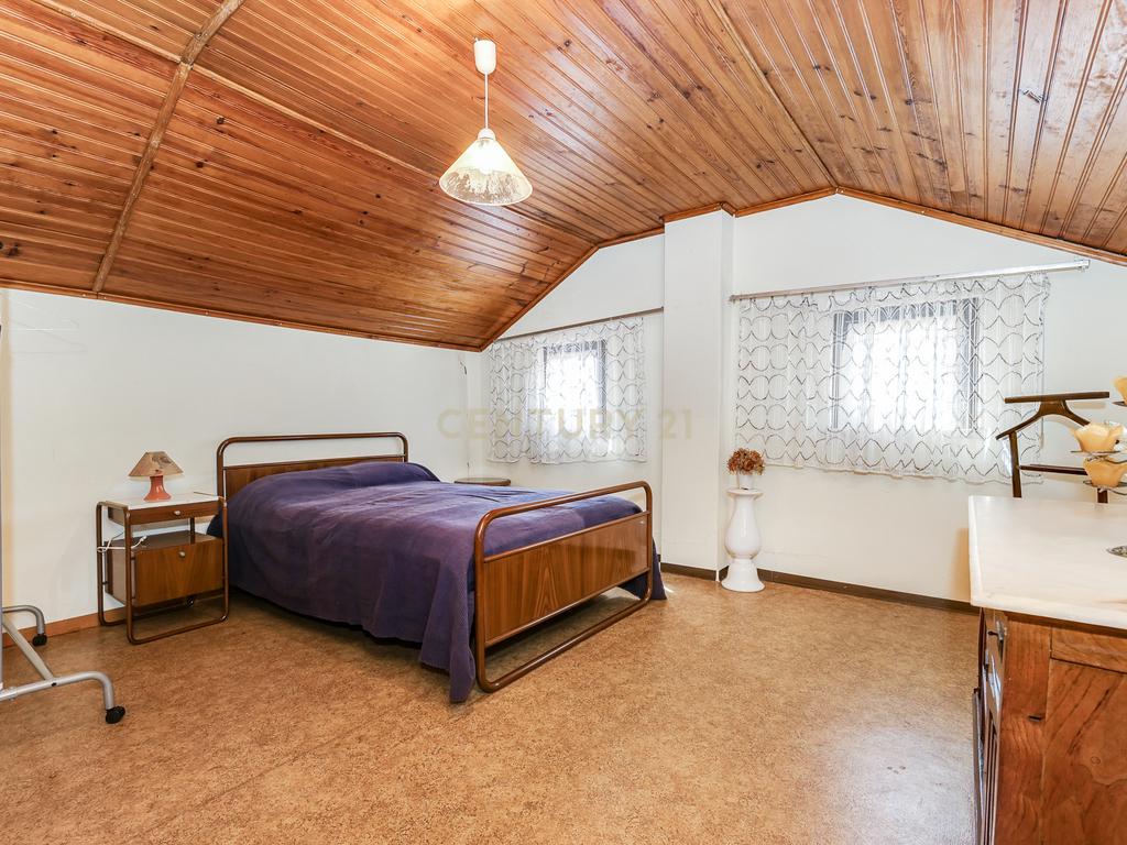 Moradia Bifamiliar – Bairro da Fraternidade, São João da Talha - Image 24