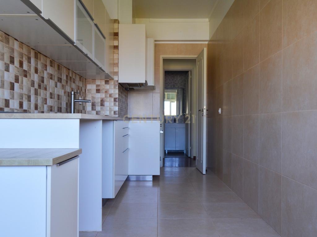 ✨ Apartamento T3* com Vista Mar e Rio em Oeiras ✨ - Image 30