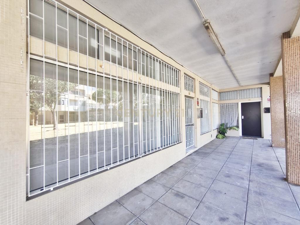 Apartamento T3 arrendado -com 6,5% rendimento - S. Mamede Infesta - Image 2