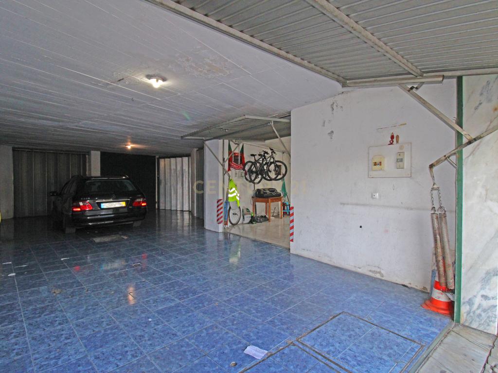 Apartamento T2 em Seixal - Oportunidade Única! - Image 28