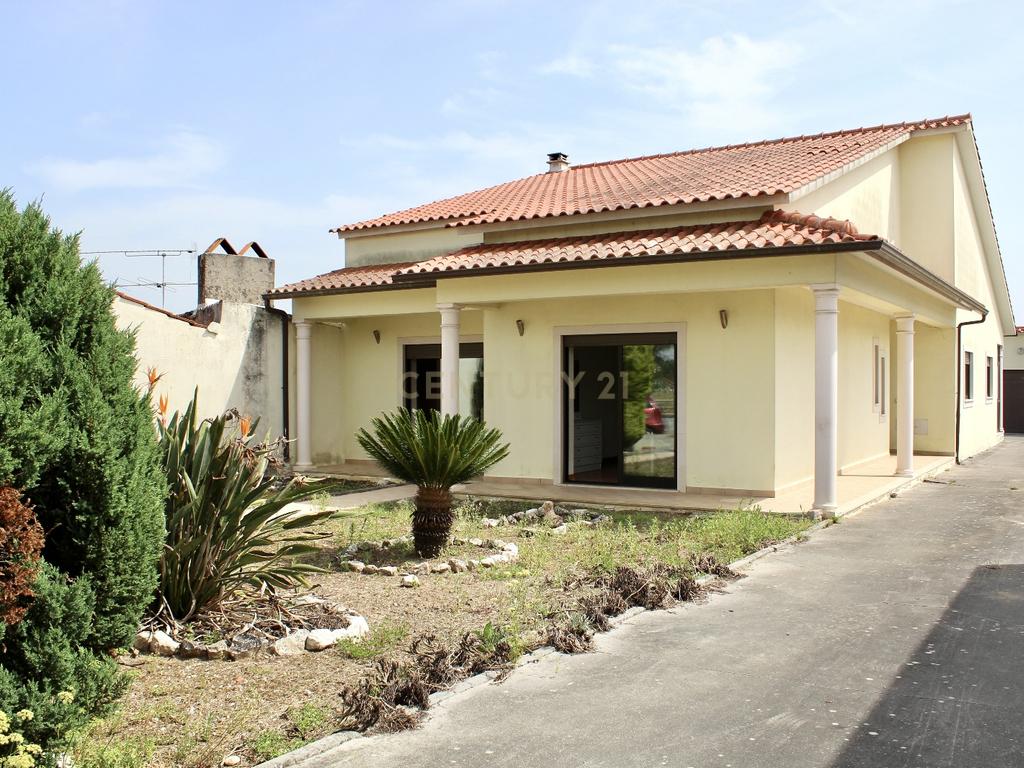 Moradia  em Calvete, Alqueidão, Figueira da Foz, Coimbra com Jardim e Boa Exposição Solar - Image 25