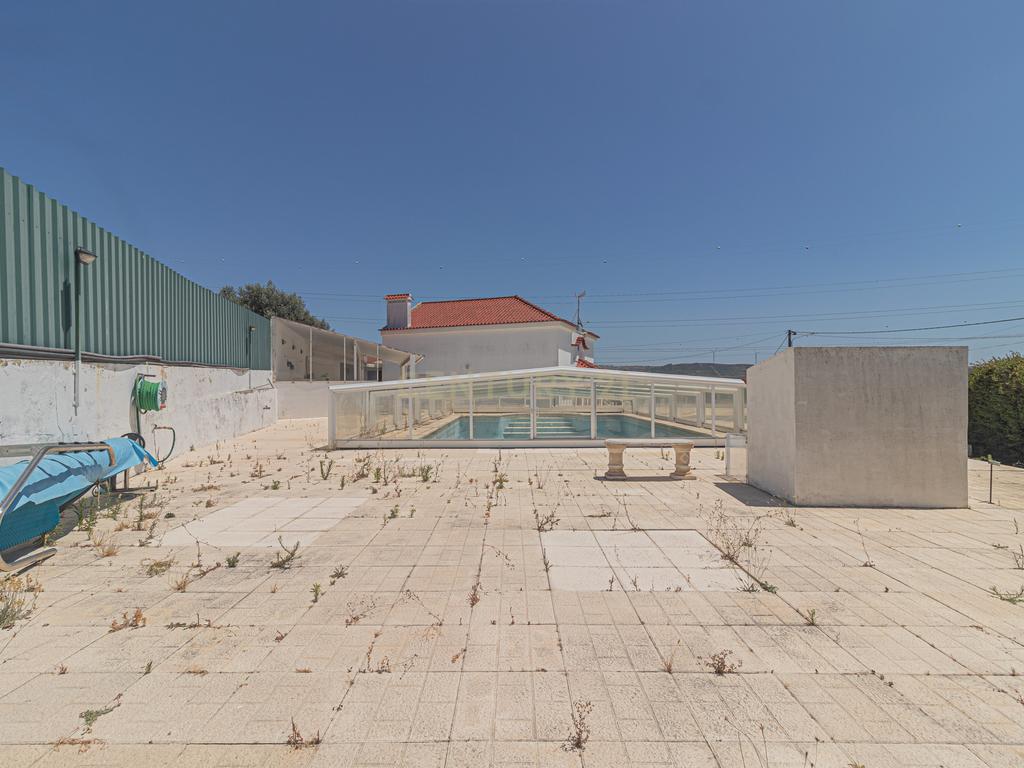 Moradia T4 em Vila Nova - Bucelas - Image 53