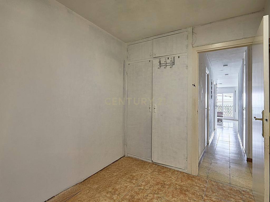  - Image 4