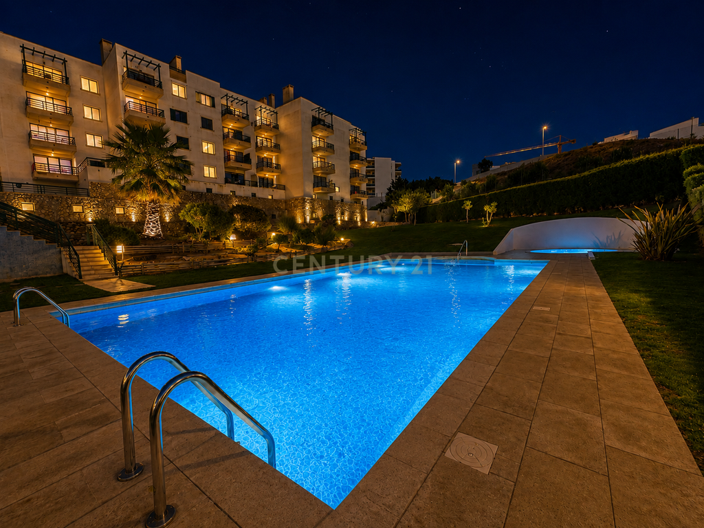 T2 Mobilado com Piscina e Vista Mar | Ericeira - Image 26