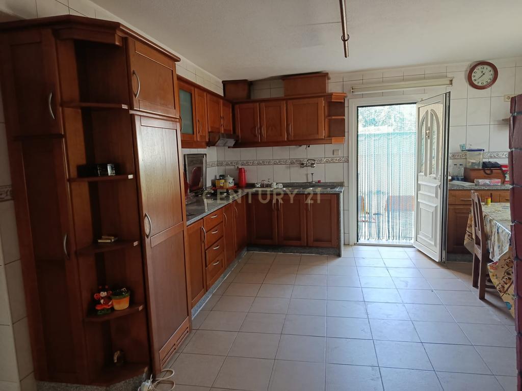 Moradia T4 com Terreno - Salsas - Bragança - Image 13