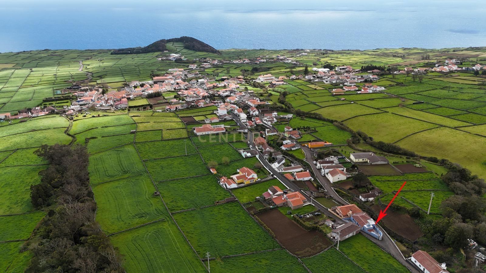 Moradia T2 na freguesia de Santa Bárbara- ilha Terceira - Image 7