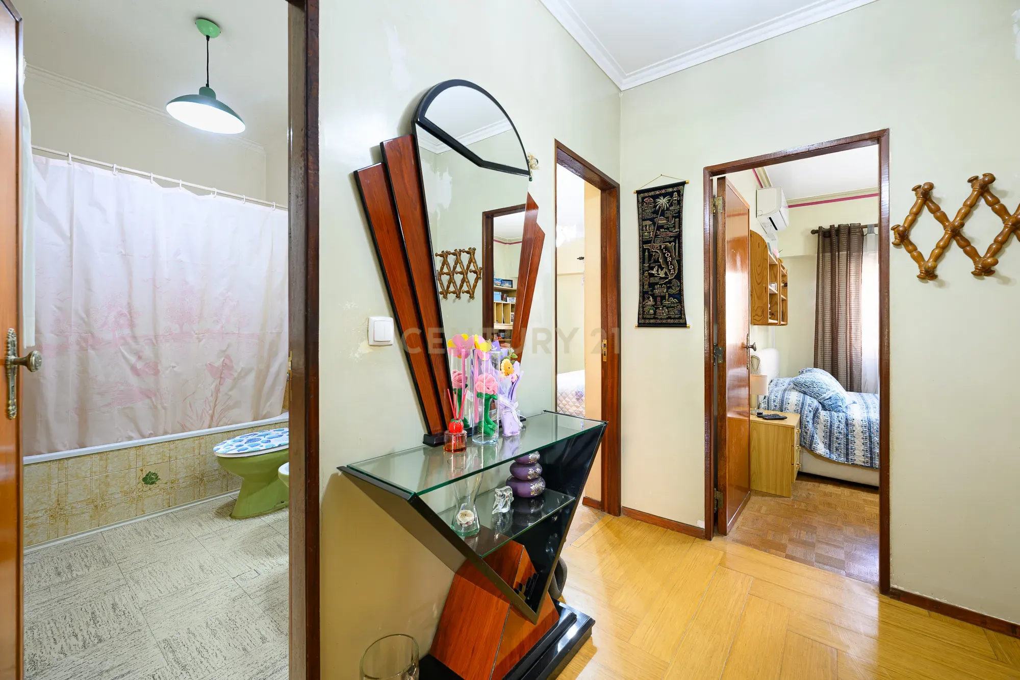 Fotografia 9 de Apartamento T2 em Mina de Água, Amadora