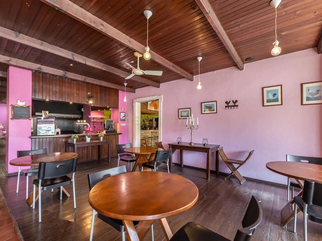 Restaurante "República dos Frangos" – Oportunidade Única em São João, Junto à Praia - Image 12