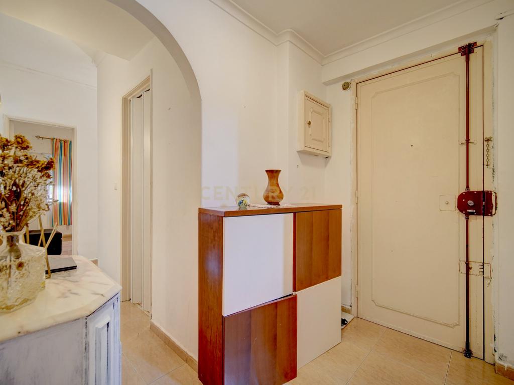 Apartamento T3 em Monte Abrãao: Localização e envolvente Privilegiadas - Image 11