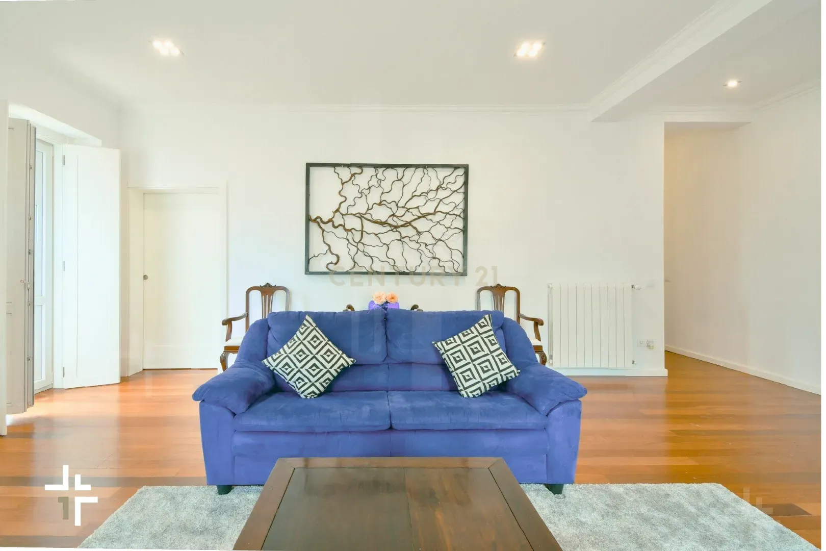 Fotografia 10 de T3+1 Duplex em Moradia Bifamiliar | São Pedro do Estoril