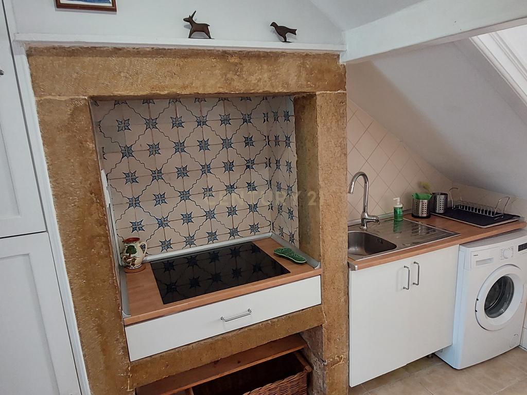 Apartamento T2 à venda na Rua da Mouraria - Image 23