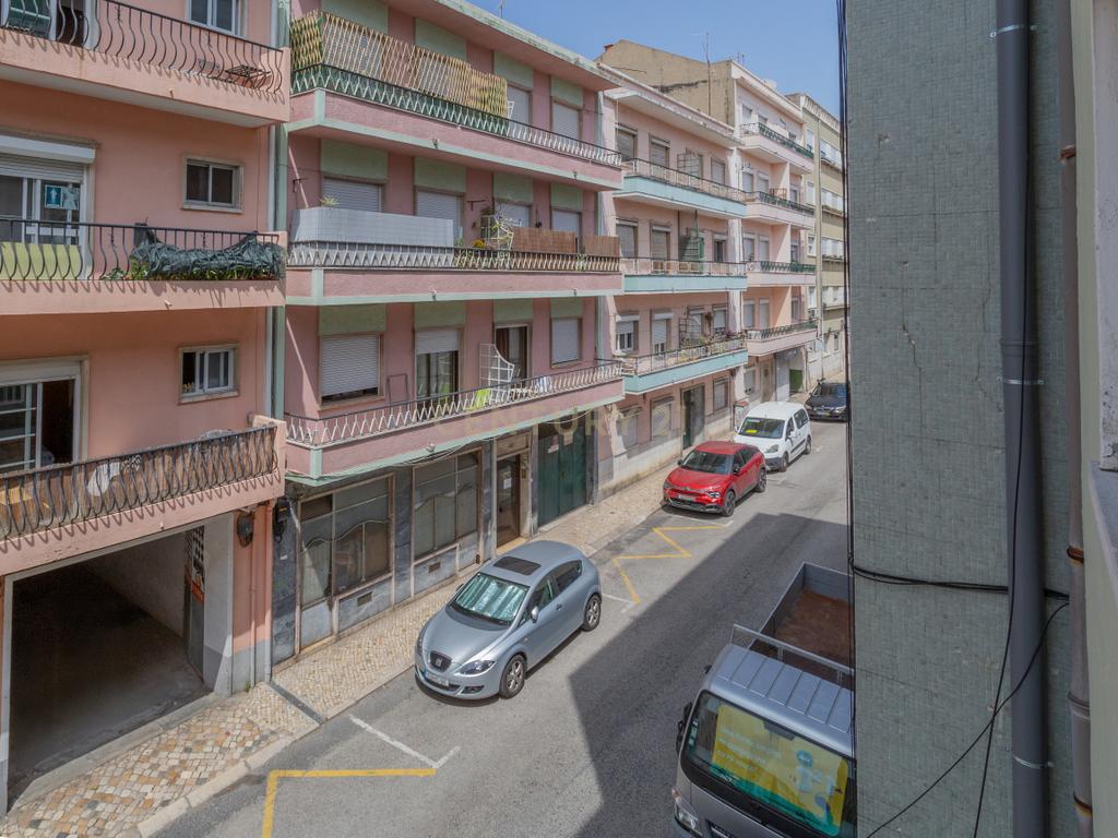 Apartamento T3 em Moscavide, Loures - Image 25