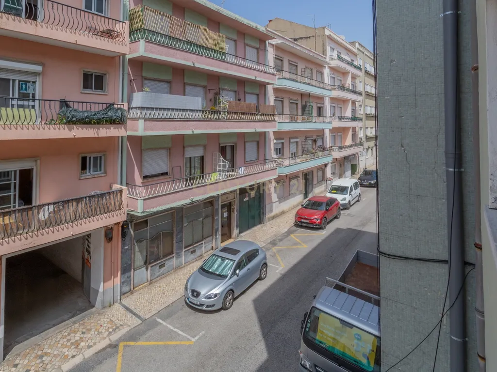 Apartamento T3 em Moscavide, Loures - Image 25