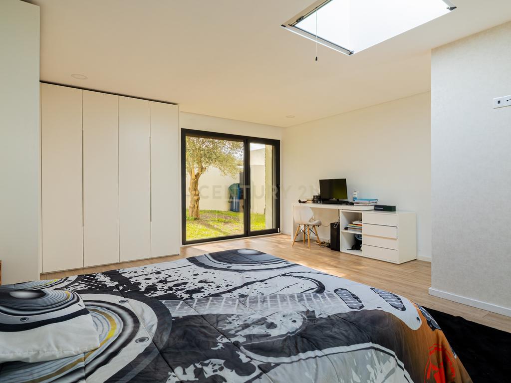 Moradia T3 Térrea com Piscina em Mesão Frio - Guimarães - Image 22