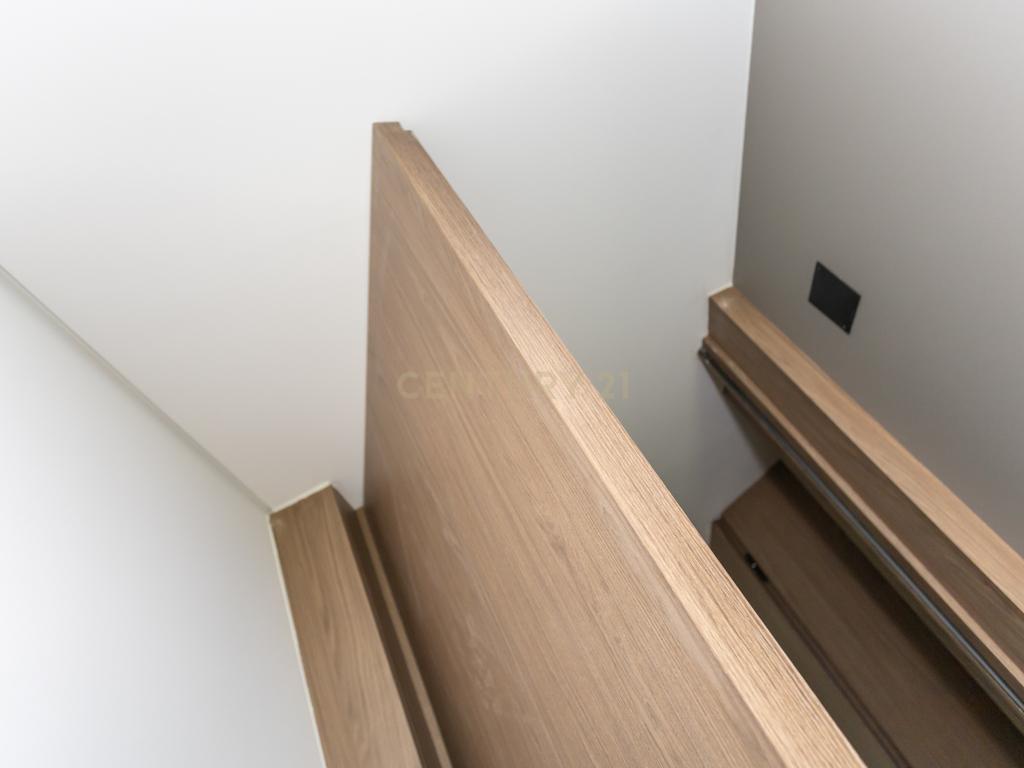 Mais que uma casa é um refugio de conforto e elegância ! - Image 34