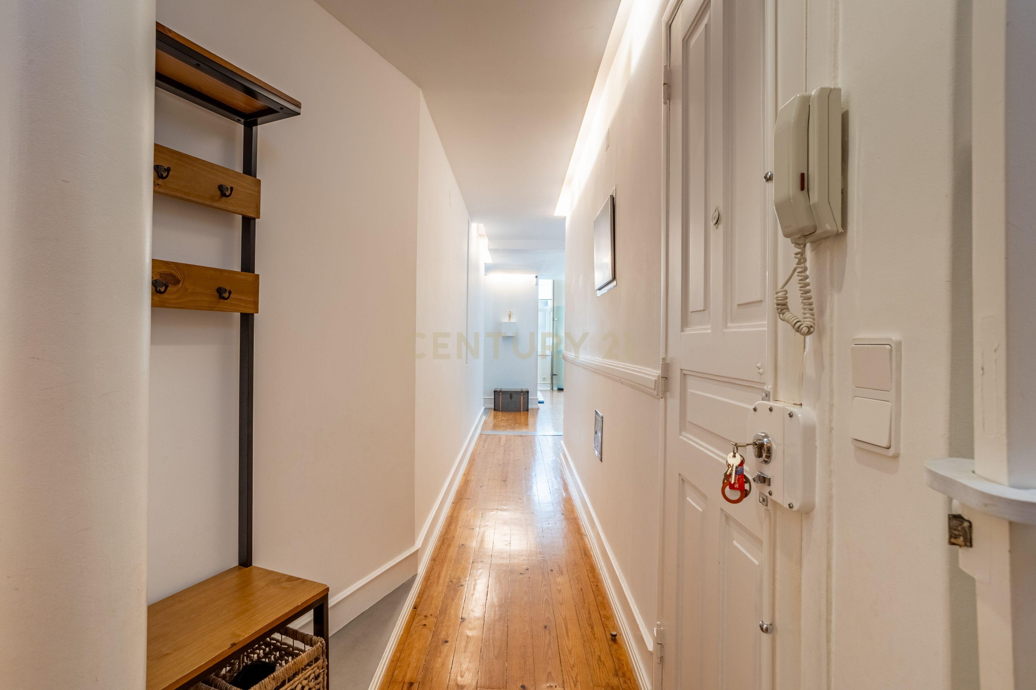 Apartamento T2+1 para venda - Campo Pequeno - Image 11