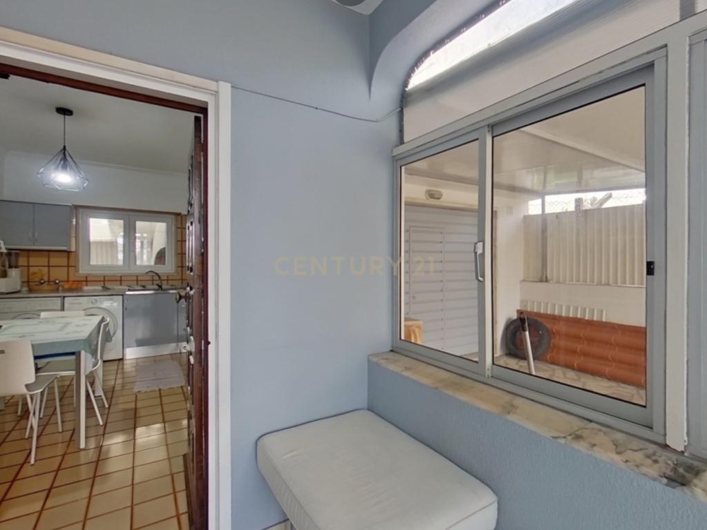 Usufruto Vitalício - Excelente Oportunidade de Investimento | Moradia Isolada T3 - Image 6