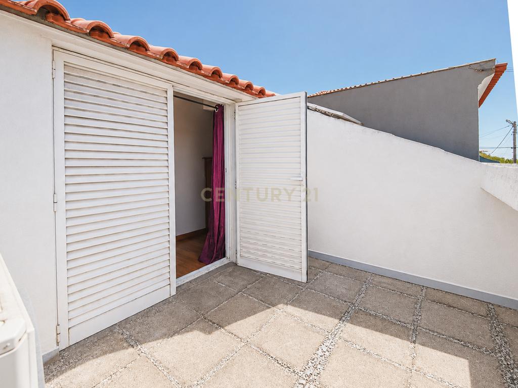 Moradia T4 em Vendas de Azeitão - Image 35