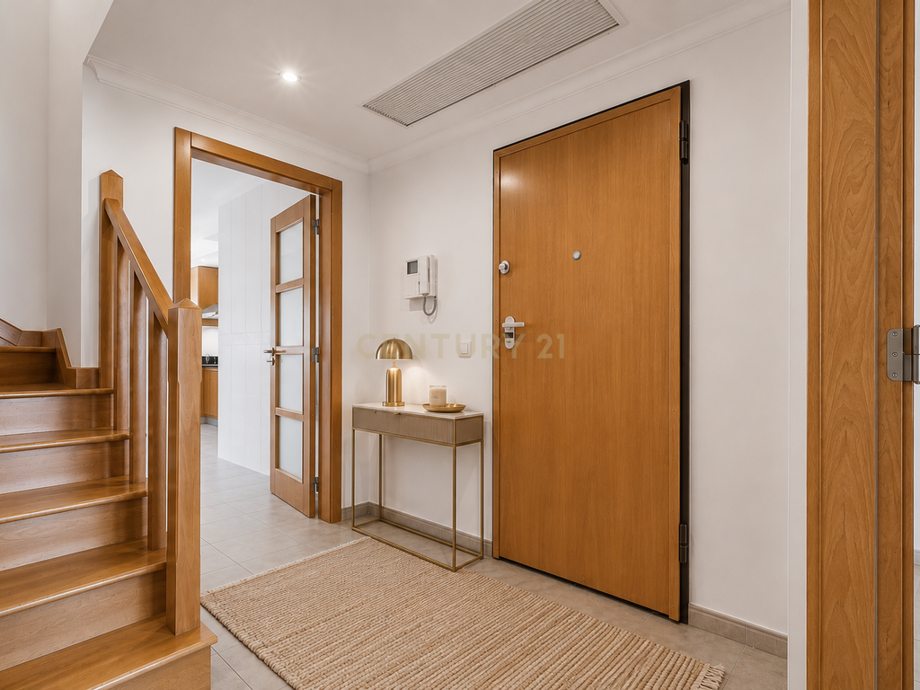 Duplex Exclusivo | 1 Quarto + 3 Suites | Terraços | Vista Panorâmica sobre o Estuário do Tejo - Image 7