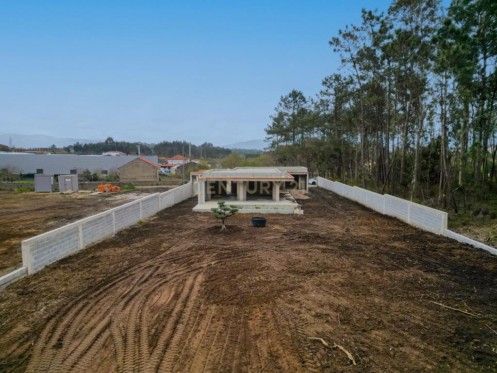 Moderna Moradia em Construção em São Romão de Neiva - Image 2