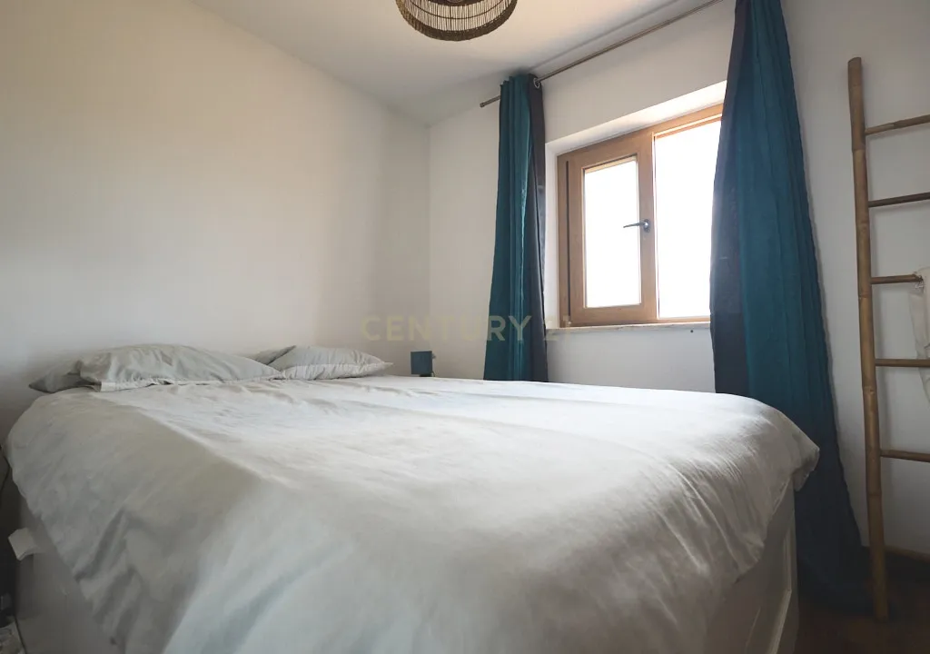 Acorde com vistas deslumbrantes sobre o oceano no seu rancho exclusivo de 8,4 hectares no Algarve, em Aljezur! Inclui uma casa principal ecoeficiente com certificação energética A, perto de praias de surf lendárias. Este é o seu refúgio costeiro definitivo — agarre esta oportunidade rara e agende hoje mesmo a sua visita! - Image 53