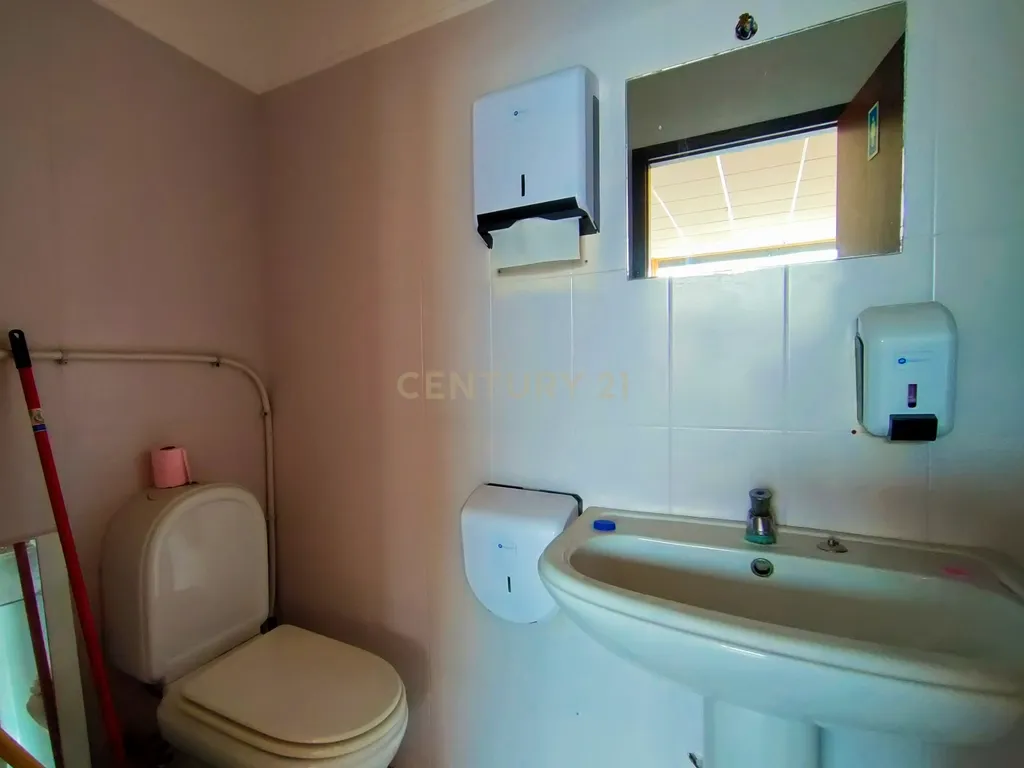 Loja com Cave para Comércio – Excelente Oportunidade de Arrendamento em Azurara, Vila do Conde - Image 24