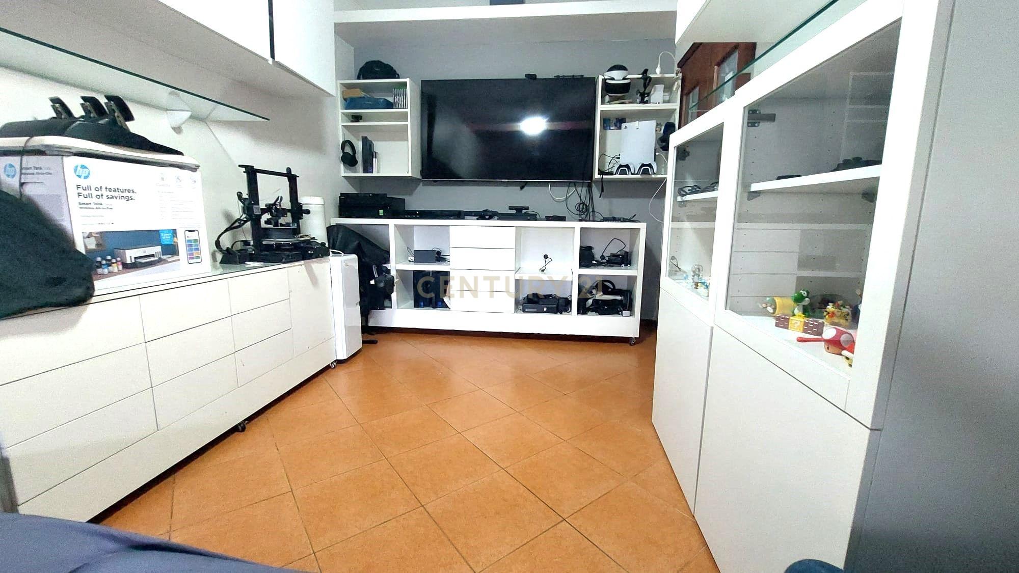 Apartamento T3 em Almada - Image 17