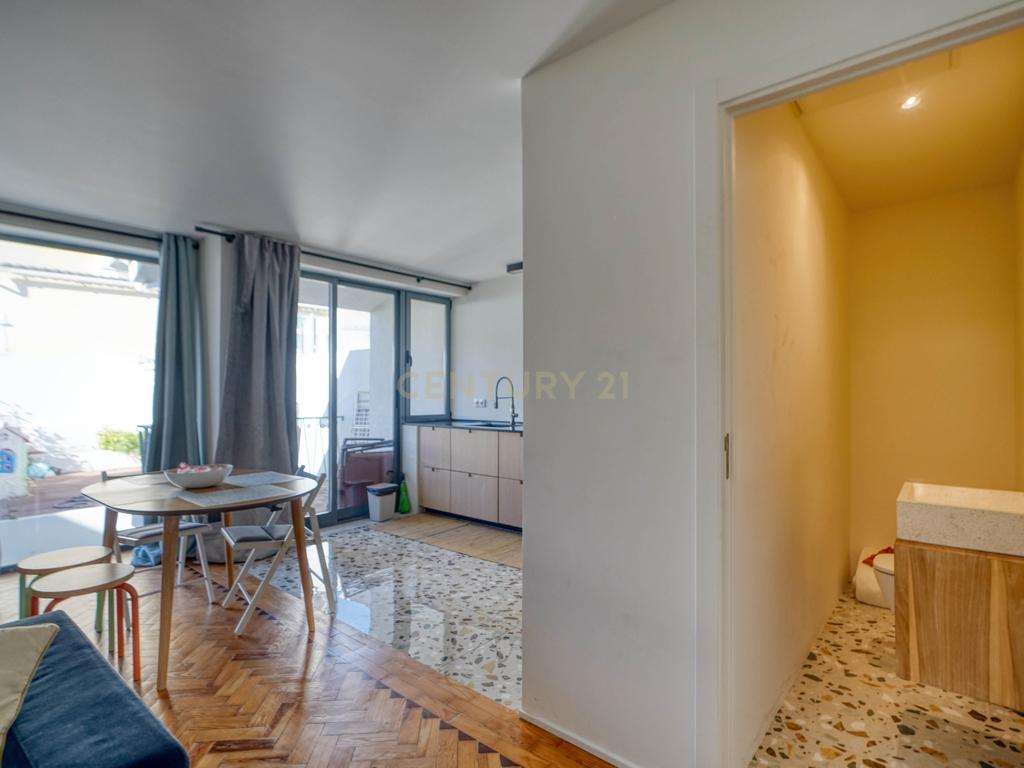 Moradia Bi Familiar em São João do Estoril - Image 29