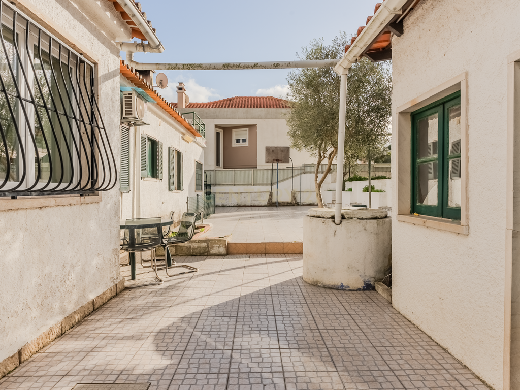 Moradia T3+1 com terreno de 800m2, em Torres Vedras - Image 41