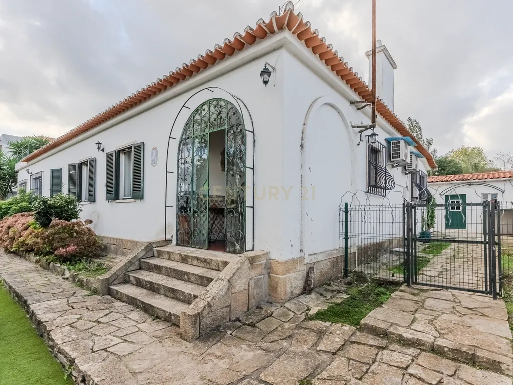 Moradia T3+1 com terreno de 800m2, em Torres Vedras - Image 38