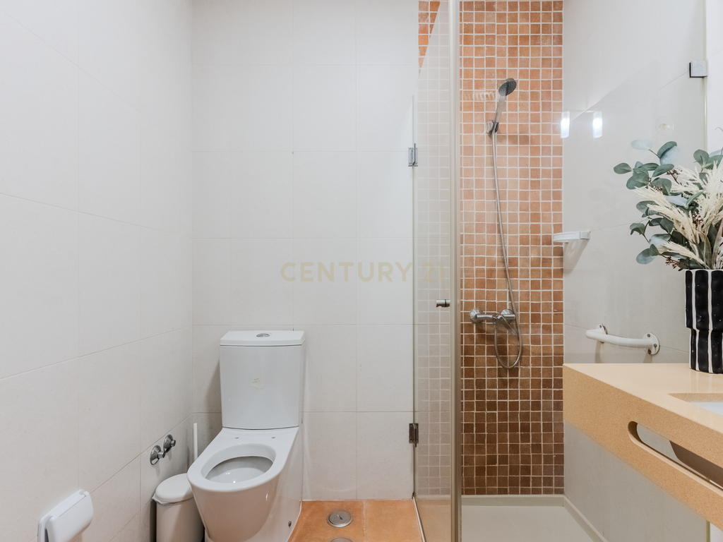 Moradia T3+1 com terreno de 800m2, em Torres Vedras - Image 15