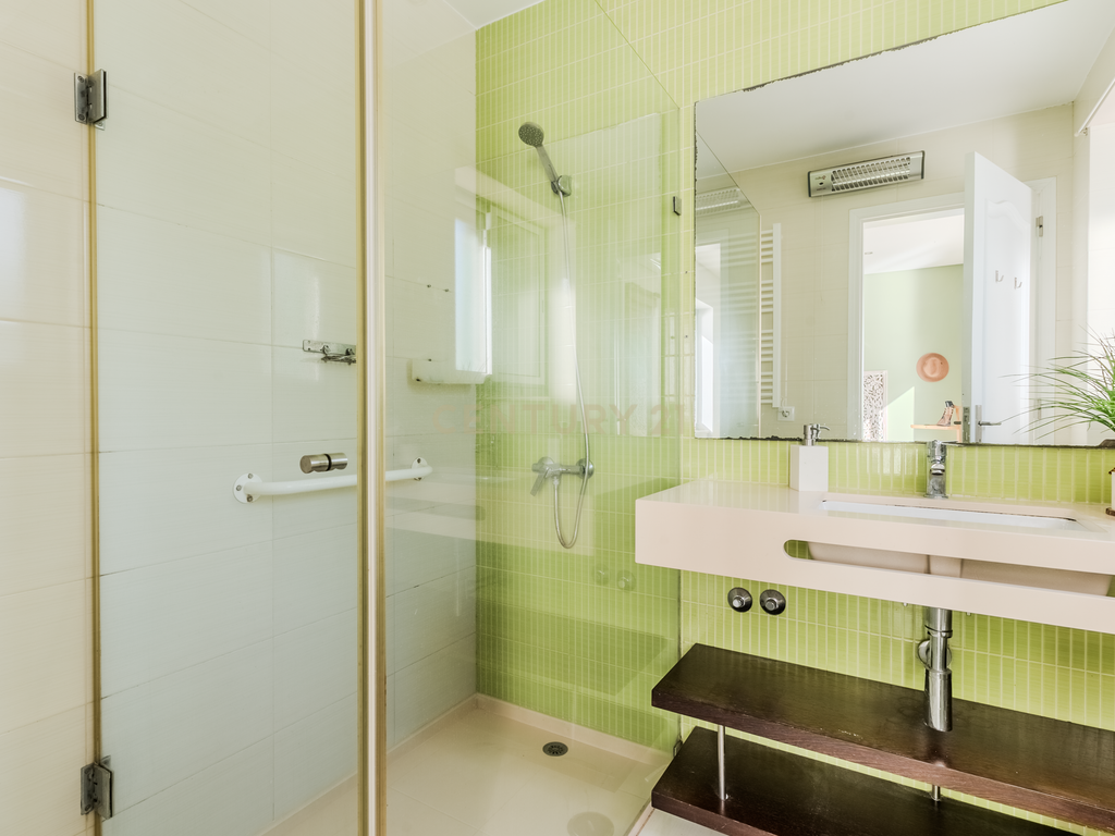 Moradia T3+1 com terreno de 800m2, em Torres Vedras - Image 32