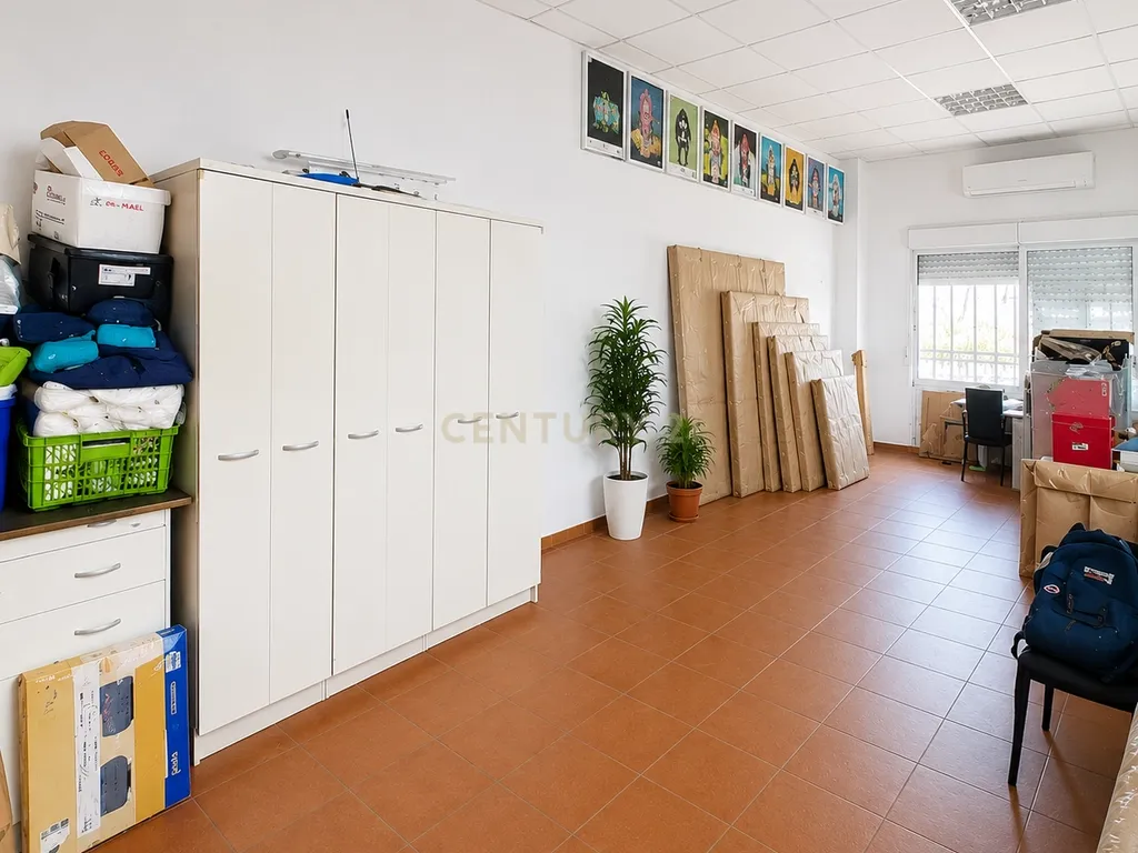 ¡¡OPORTUNIDADE!! MAGNÍFICA PROPRIEDADE EM LA MALAGUETA, A UM PASSO DO CENTRO HISTÓRICO! - Image 32