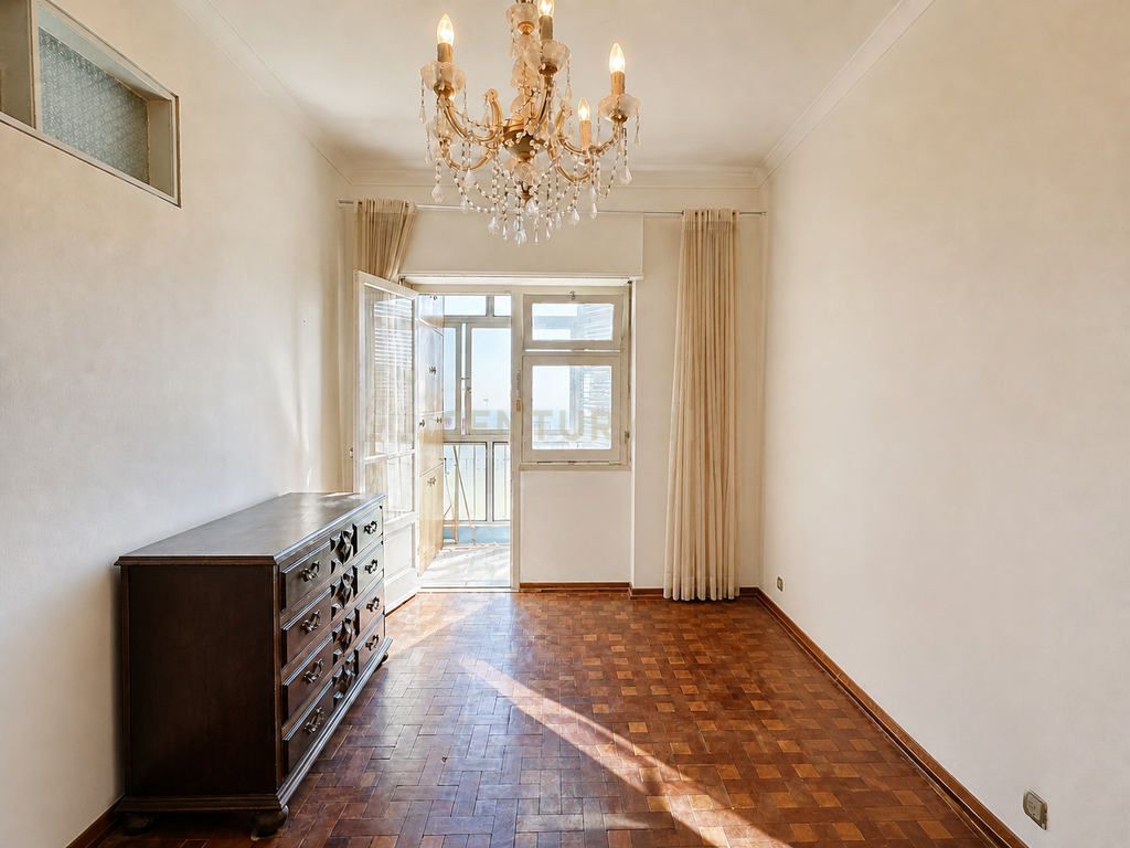 Apartamento T2 em Sacavém para Venda - Image 7