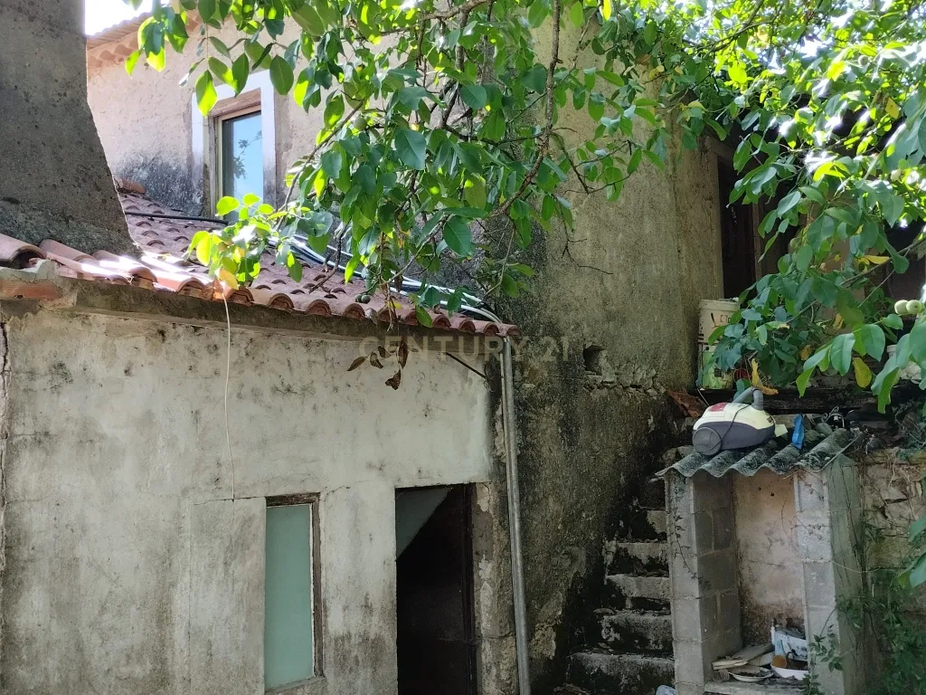 Casa para Recuperar em Ramalhais, Pombal - Image 13
