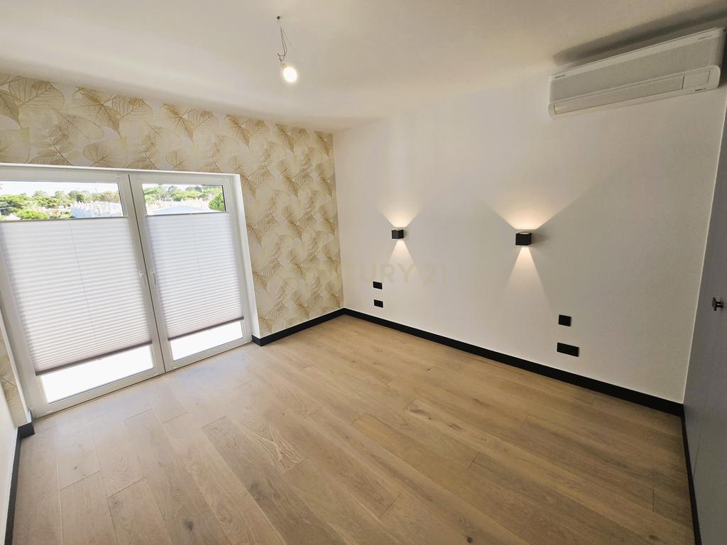 Luxuoso Duplex T2+1 na Urb. Vilaflor, Vilamoura *Renovado* - Image 20