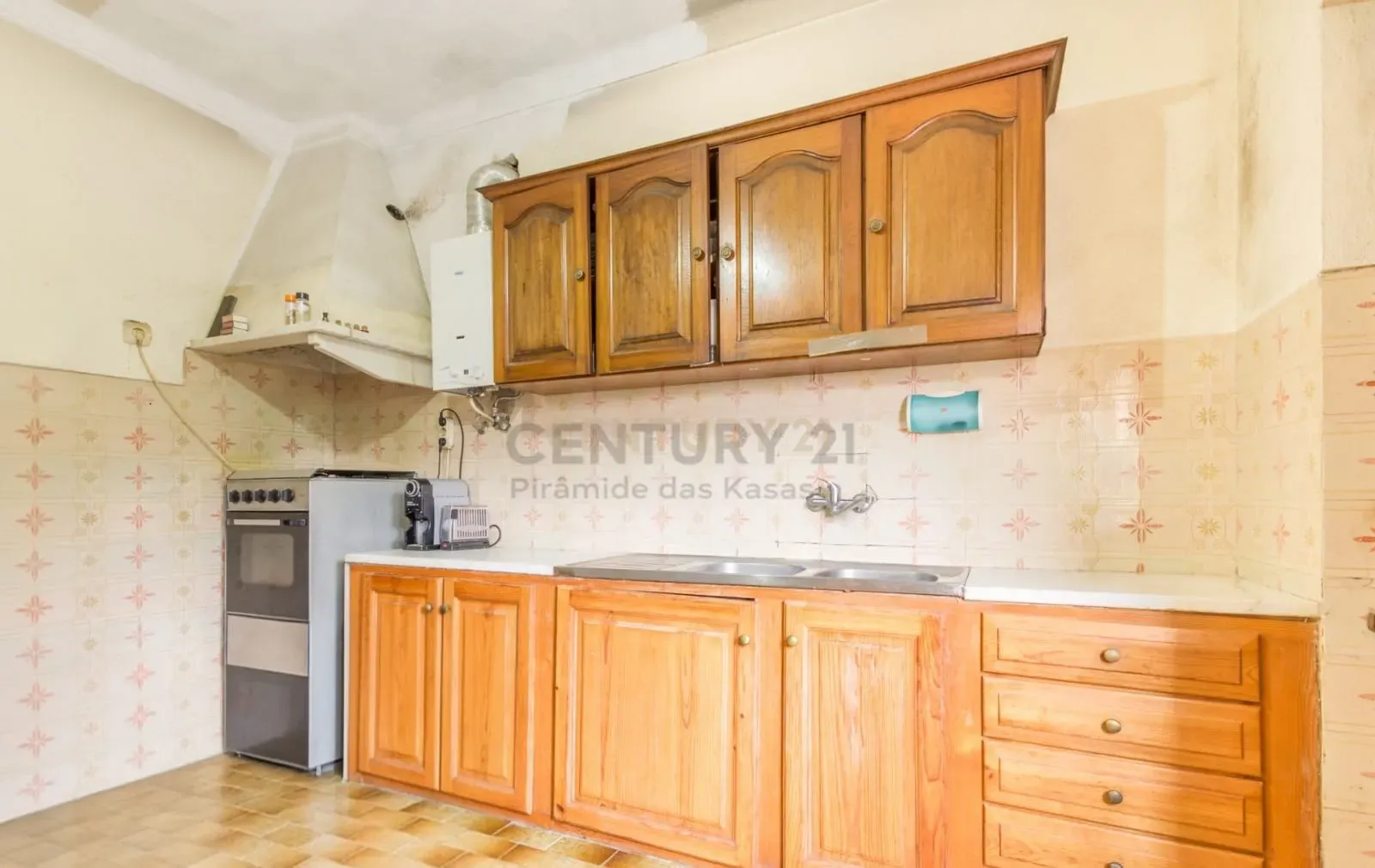 Fotografia 6 de Quinta do Conde - Moradia Isolada de 3 assoalhadas para remodelação, com sótão e cave