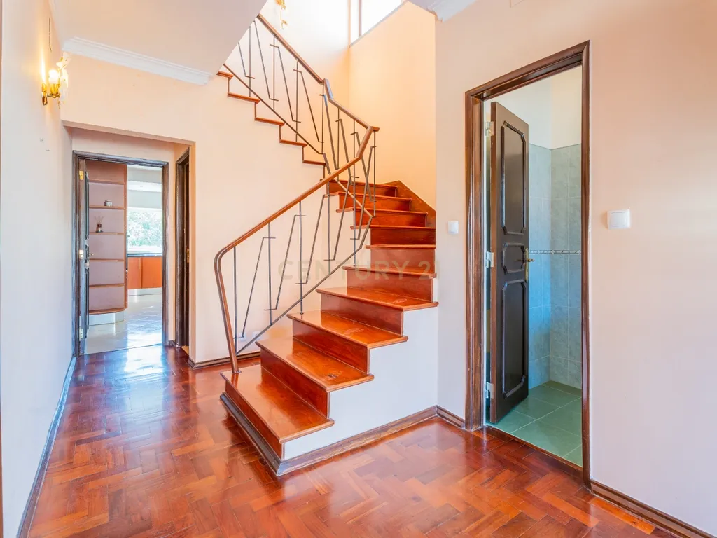 Moradia T4 com jardim no Bairro do Rosário, Cascais - Image 27