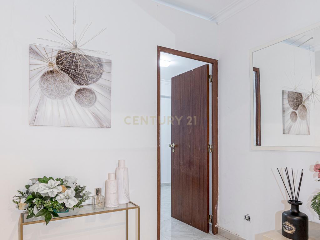 Apartamento T2+1  – Como Novo – Rinchoa, Rio de Mouro - Image 6