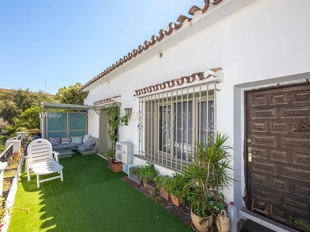 Villa (hotel boutique) en el centro de Marbella, España. - Image 59