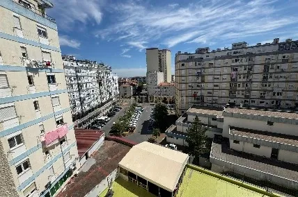 Encantador Apartamento T1 Renovado para Arrendamento de Longa Duração – Amadora, Lisboa - Image 7