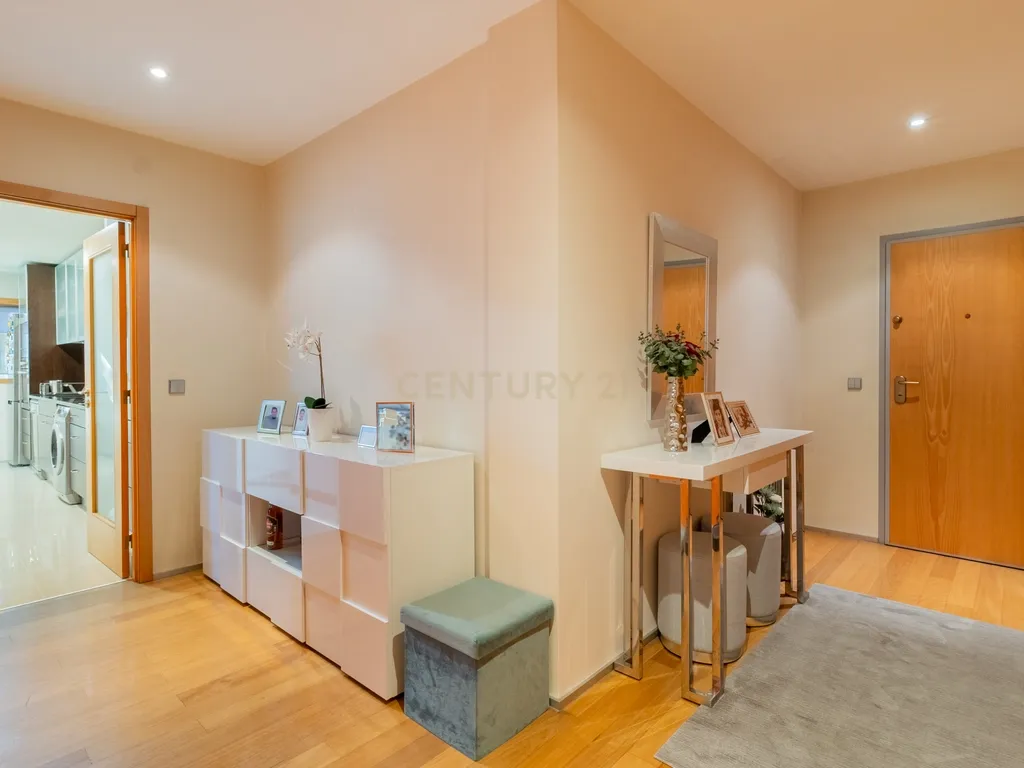 Apartamento T2 moderno em Braga - Image 23