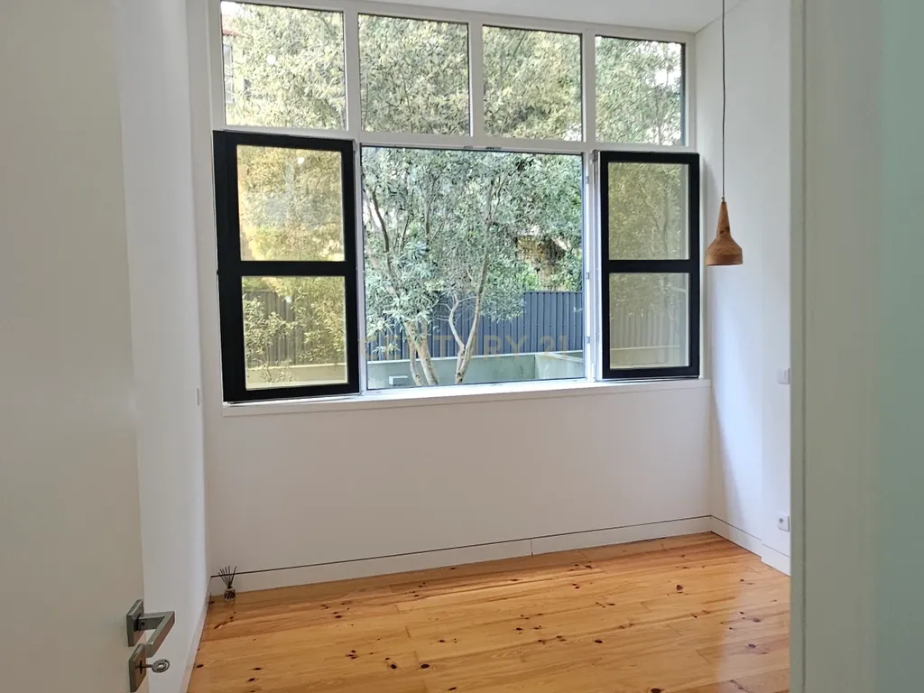 Apartamento Novo T1 - Luminoso com Logradouro em Campanhã – Porto - Image 19