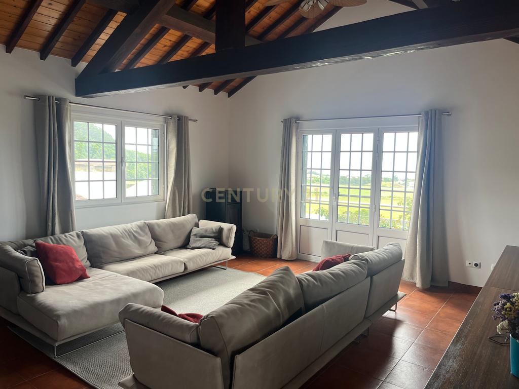 Uma residência excepcional no Pico da Pedra, Ribeira Grande - Image 23
